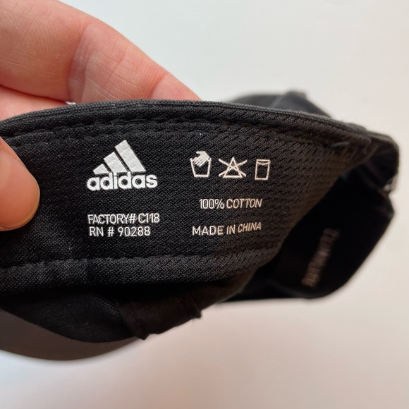 Adidas climate black three stripe life hat. - Picture 7 of 7